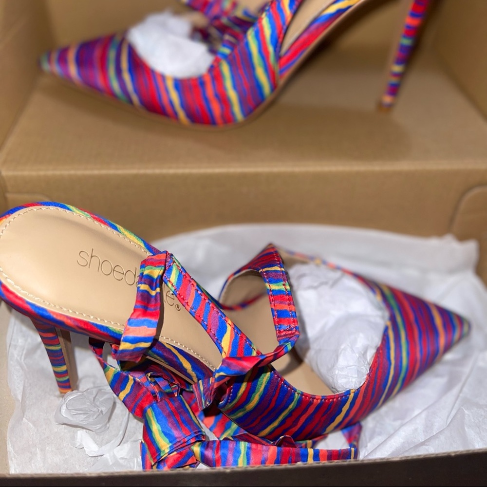 Megaera Lace Up Pump
